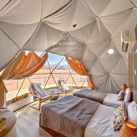 Rum Island Luxury Camp & Bubbles Hotel Wadi Rum Exterior foto