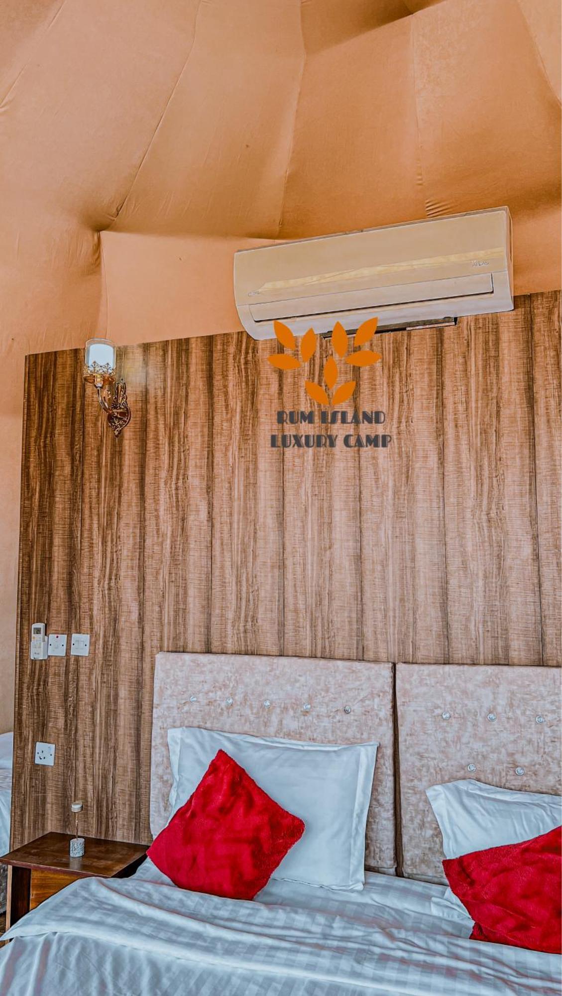 Rum Island Luxury Camp & Bubbles Hotel Wadi Rum Exterior foto